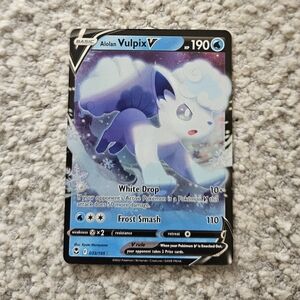 POKEMON TCG Card Alolan Vulpix V Silver Tempest Ultra Rare 033/195